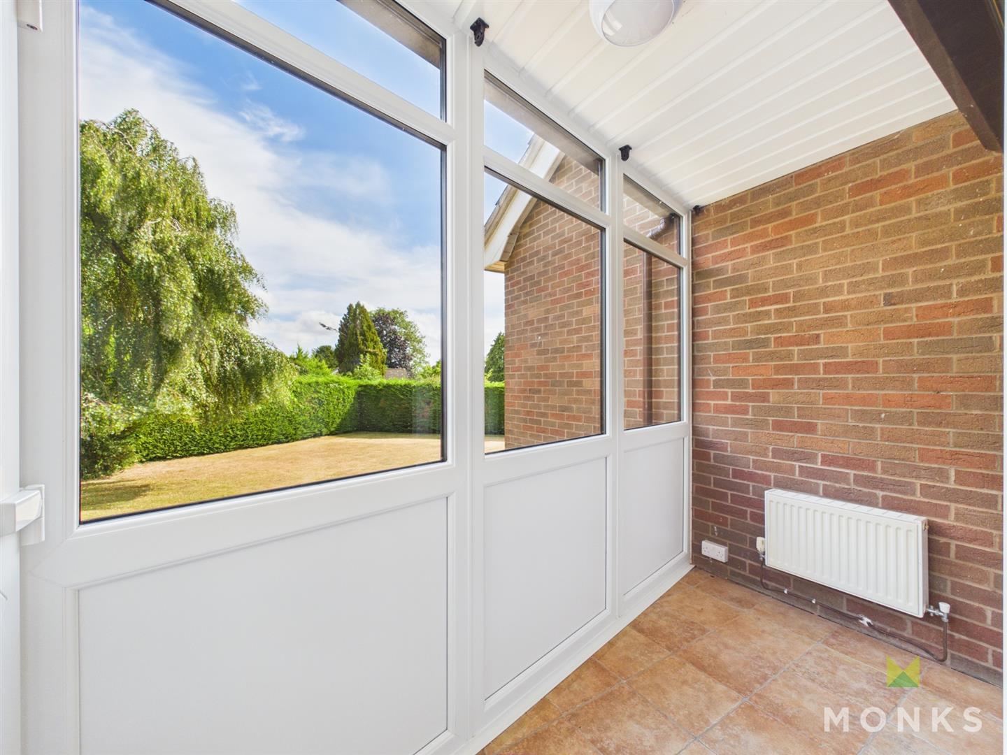 2 Stonehouse Drive, Oswestry, SY11 4HZ For Sale